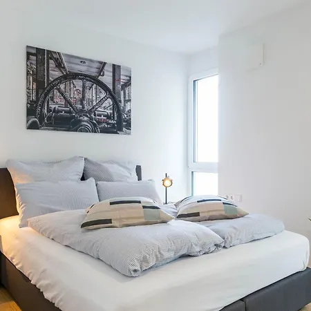 Living Timeless- Happy Living Bodensee Direkt Am See Mit Billard, Parkplatz Und Balkon Fuer Bis Zu 6 Personen Фридрихсхафен Экстерьер фото