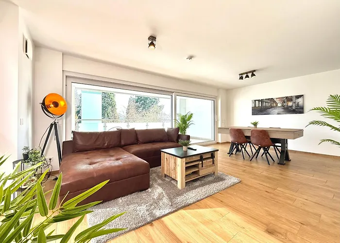 Living Timeless- Happy Living Bodensee Direkt Am See Mit Billard, Parkplatz Und Balkon Fuer Bis Zu 6 Personen