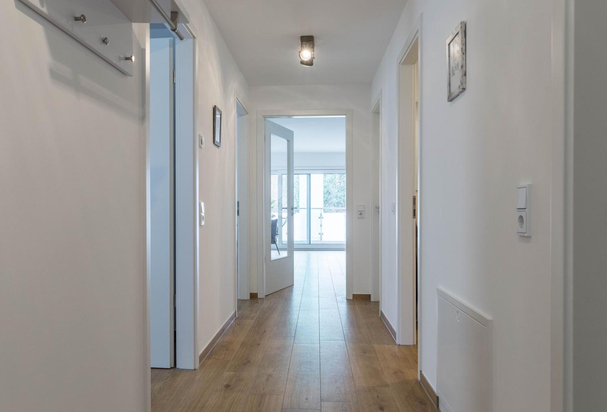 Living Timeless- Happy Living Bodensee Direkt Am Mit Billard, Parkplatz Und Balkon Fuer Bis Zu 6 Personen Апартаменты Фридрихсхафен