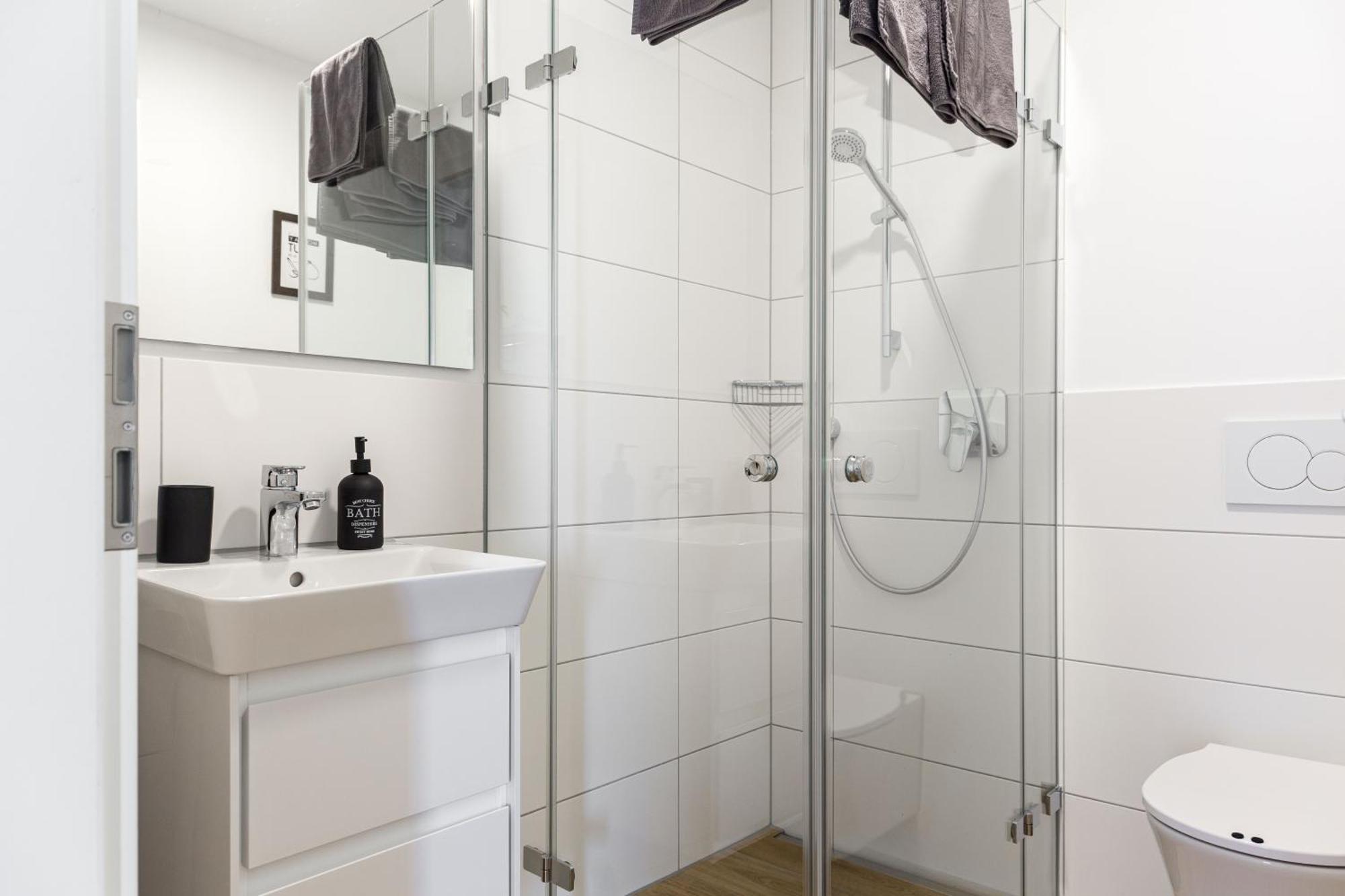 Living Timeless- Happy Living Bodensee Direkt Am Mit Billard, Parkplatz Und Balkon Fuer Bis Zu 6 Personen Апартаменты *
