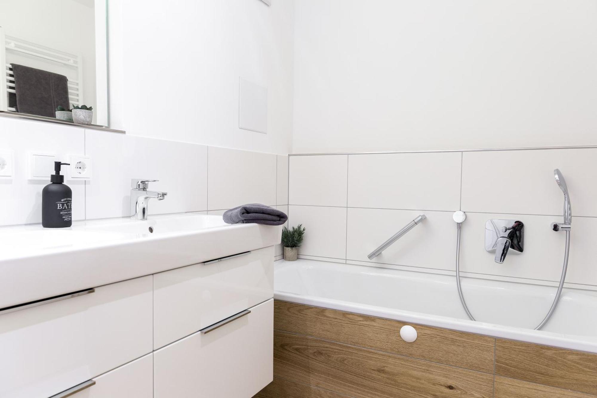 Апартаменты Living Timeless- Happy Living Bodensee Direkt Am Mit Billard, Parkplatz Und Balkon Fuer Bis Zu 6 Personen *