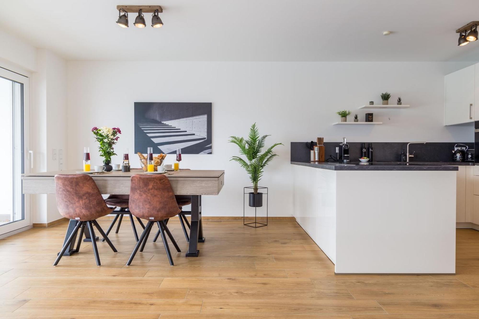 Living Timeless- Happy Living Bodensee Direkt Am Mit Billard, Parkplatz Und Balkon Fuer Bis Zu 6 Personen Апартаменты *
