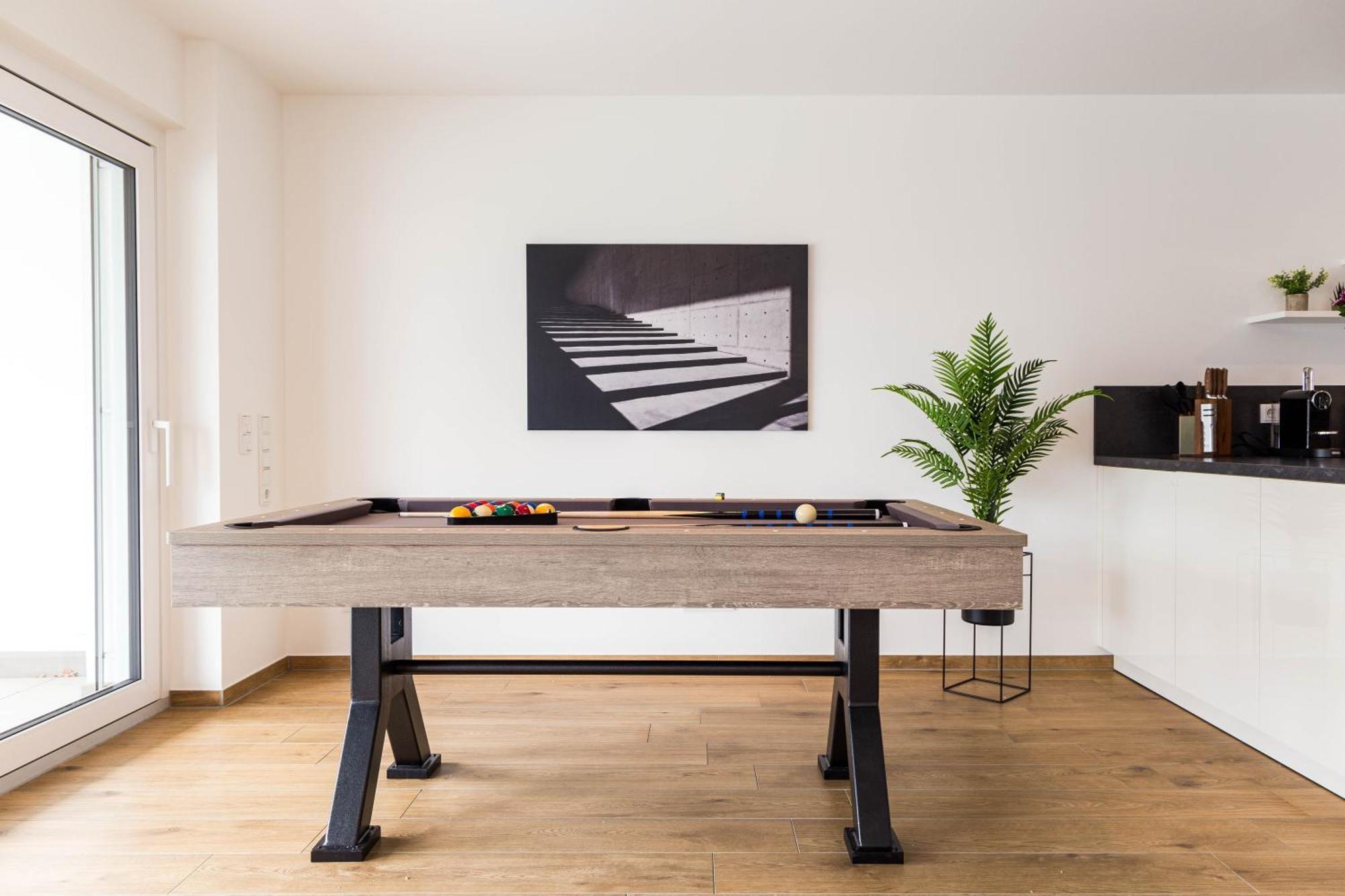 Апартаменты Living Timeless- Happy Living Bodensee Direkt Am Mit Billard, Parkplatz Und Balkon Fuer Bis Zu 6 Personen