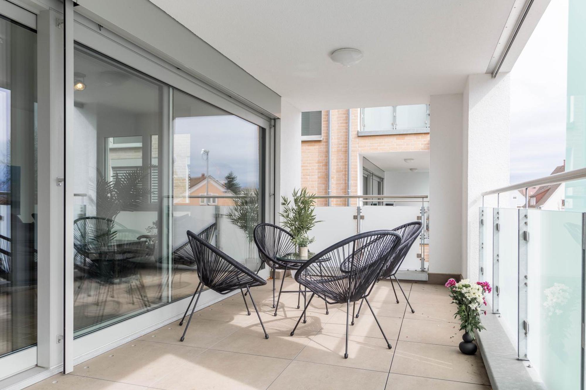 Living Timeless- Happy Living Bodensee Direkt Am Mit Billard, Parkplatz Und Balkon Fuer Bis Zu 6 Personen Апартаменты Фридрихсхафен